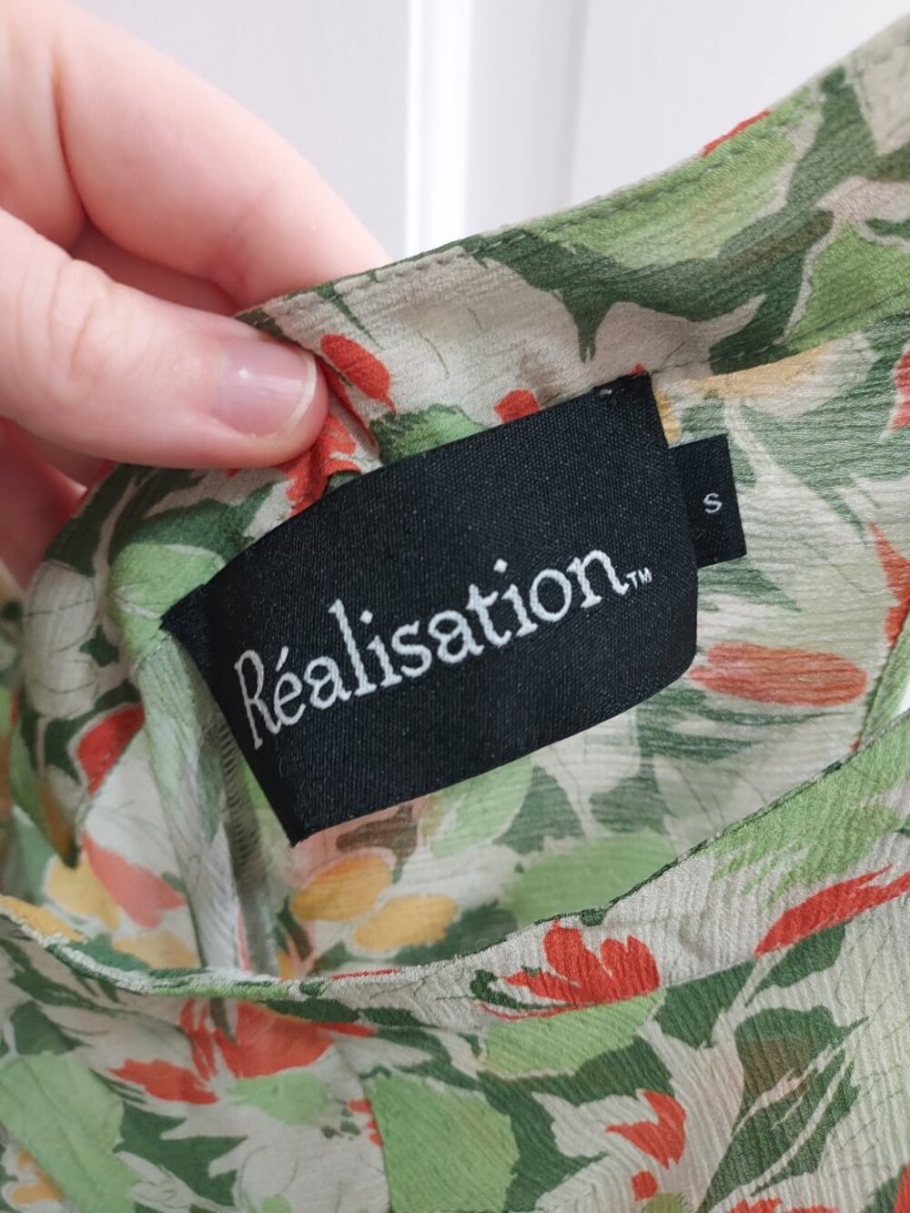 Realisation Par Lila Green Meadow Maxi Floral Sleeveless Scoop Neck Dress - Picture 3 of 10